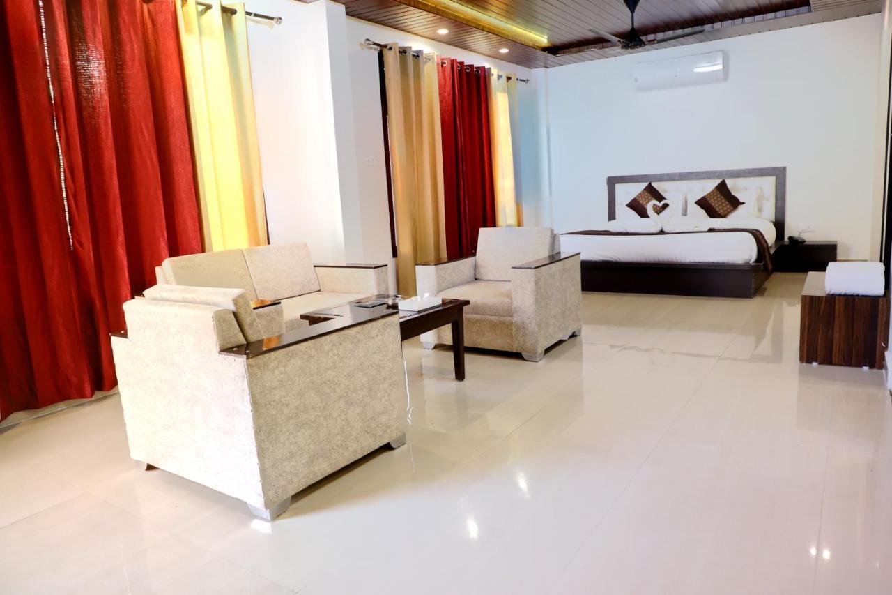 Skywood Resort Shoghi Shogi المظهر الخارجي الصورة
